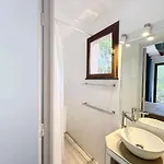 Tizzano, Santa Giulia Villa *